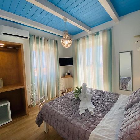 Fior Dei Carmeliti Rooms And Parking Тропеа Екстериор снимка